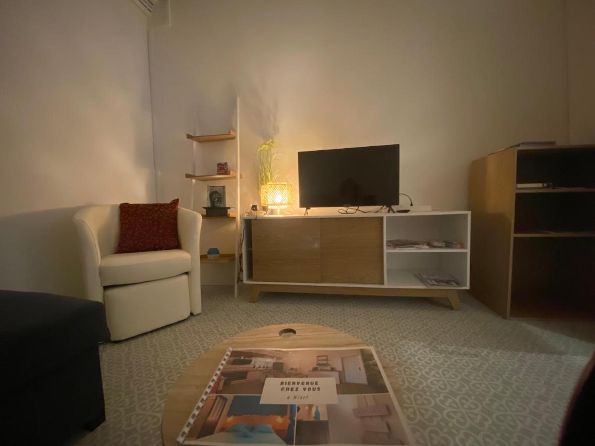 La maison d'Angélique Niort Extérieur photo